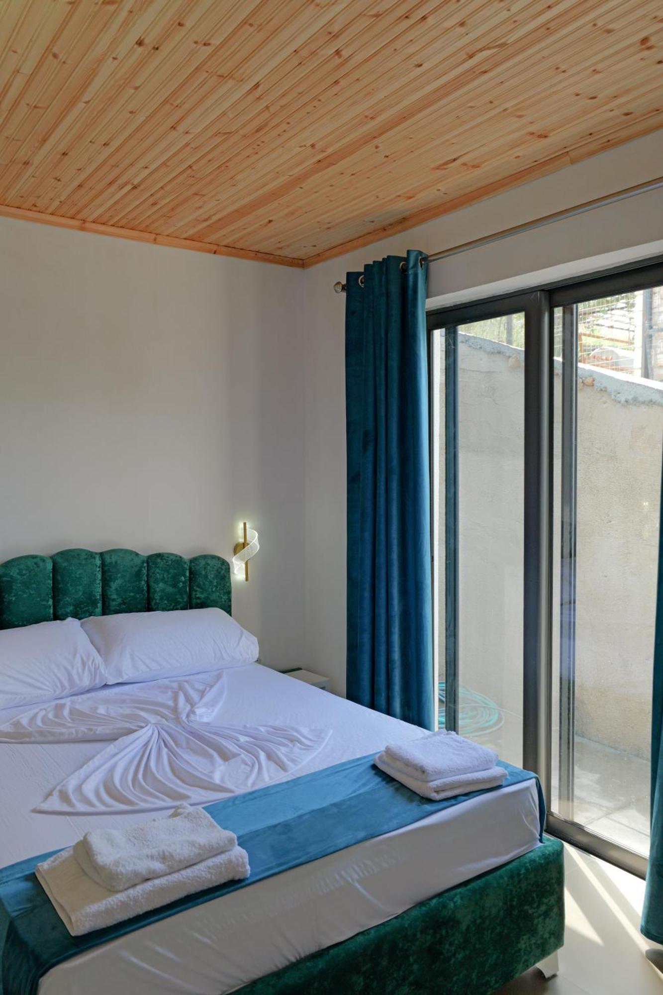 Lago Calmo Villa Ksamil Exterior photo